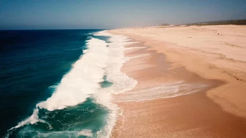 4K BEACH WAVES DRONE AERIAL 스톡 동영상 105838494