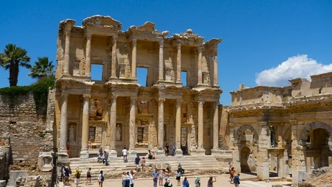 4K, Beautiful image of the Celso Library of the of Ephesus (Turkey). Stock Footage 98208800