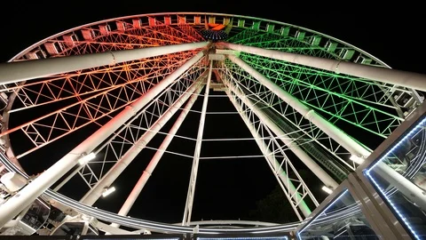 4K Beautiful night image of the wheel of Brisbane (Australia) turning Stock Footage 100360631
