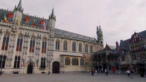4K Belguim walking in Bruges Brugge amidst historical architecture steadicam Vídeo Stock 113097341