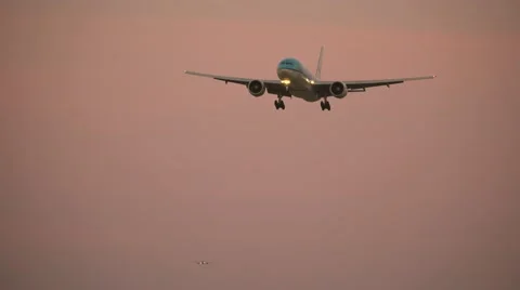 4K Big airplanes on approach Stock Footage 62980992