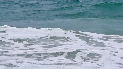 4K Big waves in the sea in the typhoon season at Andaman Sea or Pacific Ocean Vídeos de archivo 79516810