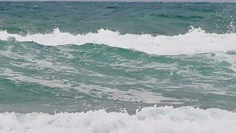 4K Big waves in the sea in the typhoon season at Andaman Sea or Pacific Ocean Vídeos de archivo 79517412