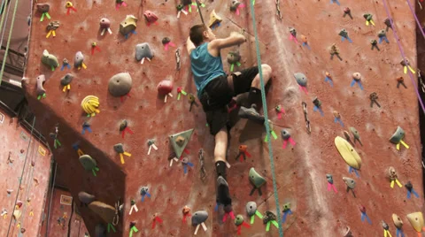 4K Boy Climbing a Rock Wall 스톡 동영상 36283204