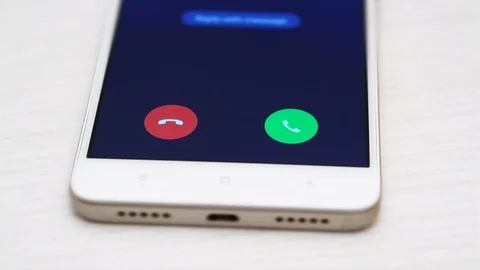 4K - Call is received on the smartphone Video stock 124280237