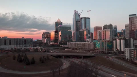 4K Charlotte Cityscape Hyperlapse - Timelapse at Sunset Видео 171828360