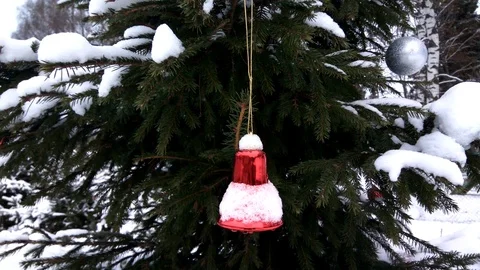 4K Christmas tree with decorations in winter forest Video stock 99832233