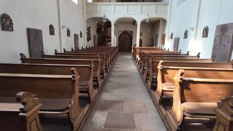 4K Cinematic Shot Of St. Andreas Church In Fulda-Neuenberg Video stock 333918451