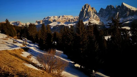 4k clip with Dolomites mountain range in winter season Video stock 119777486