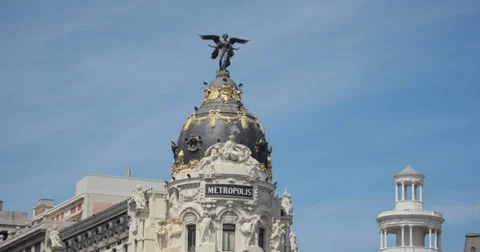 4K Close Up Of The Edificio Metropolis, Madrid, Spain Vidéo 39934423