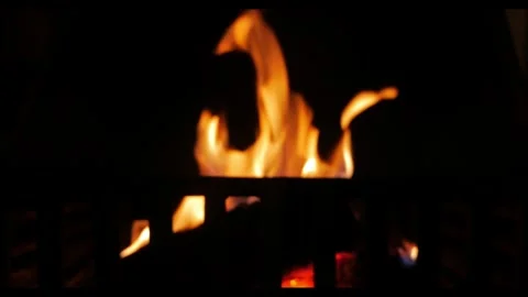 4K Close Up Of Flames (RAW) 스톡 동영상 288435410