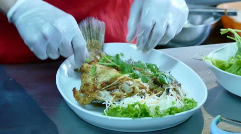 4K Close up hand chef  preparing fish dish 스톡 동영상 65505880