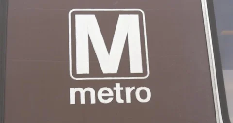 4K Close up of Washington DC Logo and Metro Car 스톡 동영상 106207546