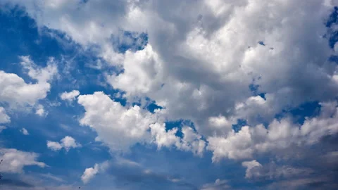 4K. Clouds moving in the sky. Time-lapse. Stock Footage 133546318