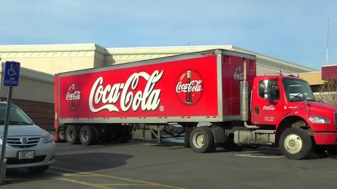 4K CocaCola soft drinks delivery truck, zoom out Video stock 76749021