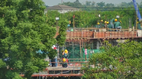 4K : Construction site workers time lapse. - Stock Video. 스톡 동영상 56418795