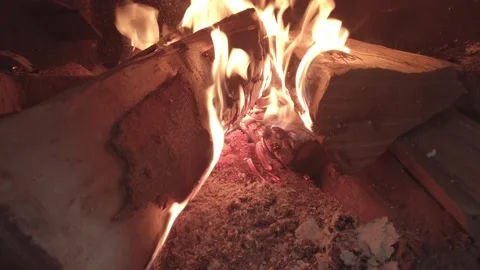 4k Crackling Fire Stock Footage 148439113
