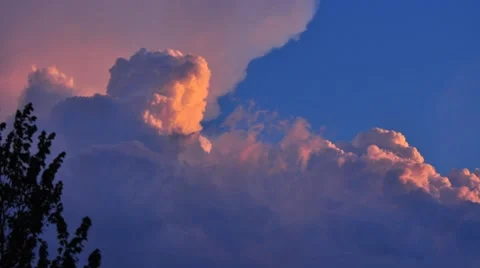 4K Cumulonimbus Cloud Formation Time-Lapse at Dusk Stock Footage 53004998