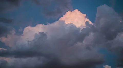 4K Dark Cloud Time Lapse Video stock 40220987