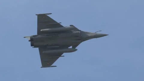 4K: Dassault Rafale-B fighter at Avord Airshow Stock Footage 270370313