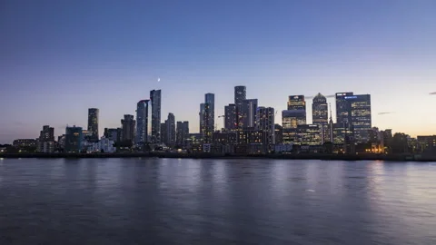 4K day-to-night hyperlapse of Canary Wharf in London at sunset Stock Footage 248761922