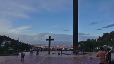 4K day to night time lapse transition of Praça do Papa square in Belo Horiozonte Stock Footage 113300935