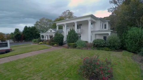 4K-Descending Shot Of Southern Funeral Home Stock Footage