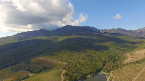 4K Dramatic aerial shot 스톡 동영상 68895435