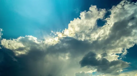 4K Dramatic sky with clouds and sun rays, time-lapse Stock Footage