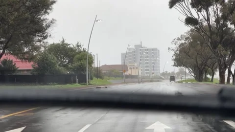 4K | Driving in The Rain 動画素材 243310018