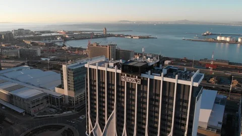 4k drone. Cape Town CBD buildings at sunset Видео 93119247