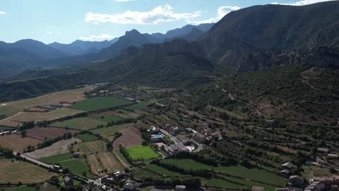 4K drone footage of fields neraby Coll de Nargo in Catalonia, Spain Video stock 328217597