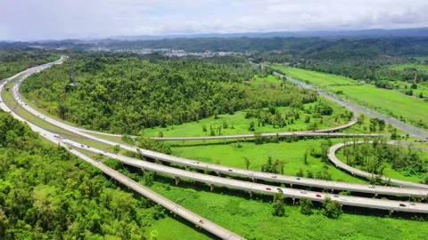 4K Drone Footage of Freeway Overpass in Puerto Rico – Aerial View Over Tropical  Vidéo 301717569