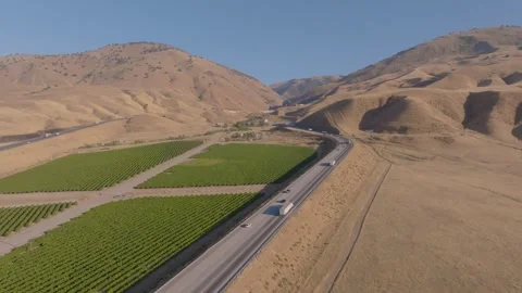 4K Drone Footage of Interstate 5 Northern Tejon Pass, California Stock Footage 316795038