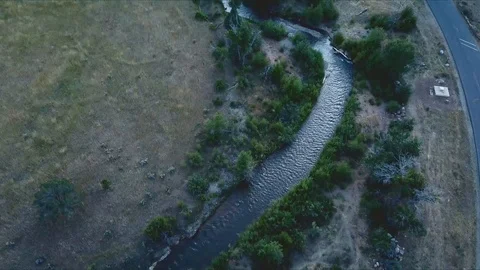 4k Drone footage top down of a stream in spanishfork canyon. Utah. 스톡 동영상 115117367