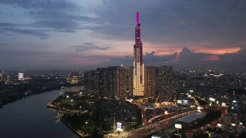 4k drone hyperlapse of  ho chi minh city during the night skyscrappers skyine Video stock 204004948
