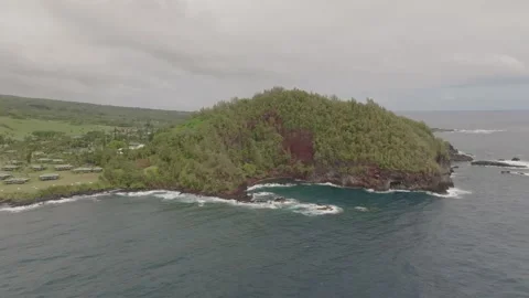 4k Drone of Red Sand Beach in Maui, Hawaii 3 Video stock 240498590