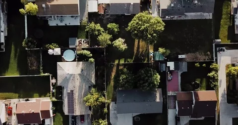 4k Drone Shot top down of small town 스톡 동영상 114575205