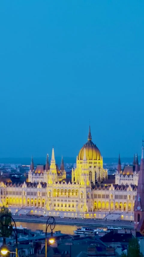 4K drone vertical video footage of Illuminated Hungarian Parliament Building Stock-Footage 332874271