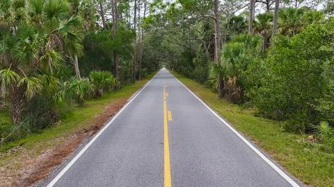 4K Drone View Of The Ormond Beach Scenic Loop Drive - Florida Landscape Stock Photos