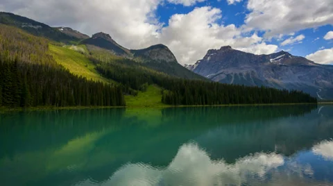 4K Emerald Lake, Time Lapse Stock Footage 31801202