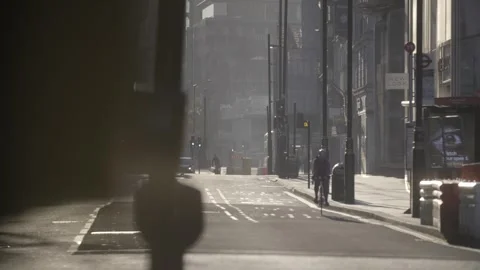 4K EMPTY CENTRAL LONDON STREETS LOCKDOWN / OXFORD CIRCUS / OXFORD STREET Stock Footage 286215456