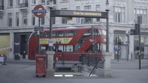 4K EMPTY CENTRAL LONDON STREETS LOCKDOWN / OXFORD CIRCUS / TUBE Stock Footage 286216412