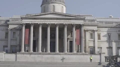 4K EMPTY CENTRAL LONDON STREETS LOCKDOWN / NATIONAL GALLERY / TRAFALGAR SQUARE / Stock Footage 286217472