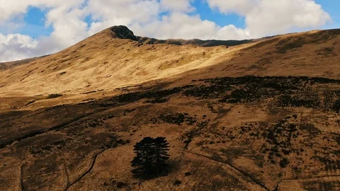 4k epic aerial towards mountain with blue sky and cloud Video stock 89308953