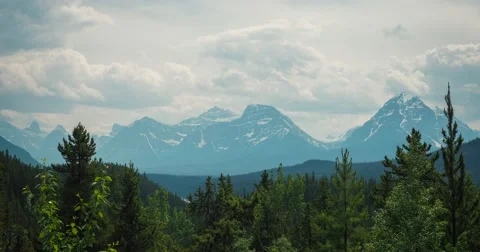 4K - Epic timelapse of mountains in British COlumbia Stock Footage 52456206