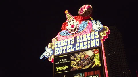 4k ES: The Circus Circus Hotel & Casino on the Las Vegas Strip - Circa 2016 Stock Footage