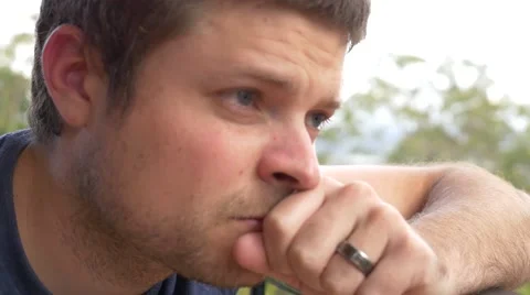 4k Face of Sad Man 库存影片 40290056