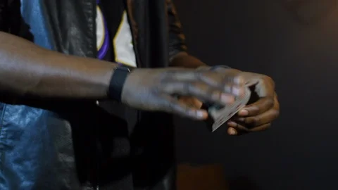 4k Finger through the cards Stock-Footage 98661070