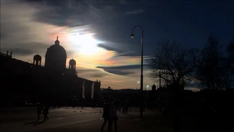 4K Fire Rainbow In Vienna Sky Phenomenon (Circumhorizontal Arc) Rainbow Clouds Vidéo 116757641